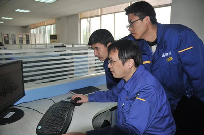 《小草集》: 講述有溫度的人物故事之四十一 計算機技術(shù)培訓(xùn)